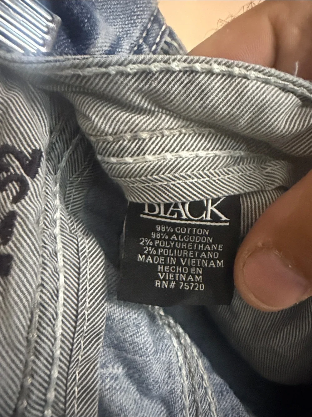 Buckle Men's Relaxed Jeans - Light Blue Wash